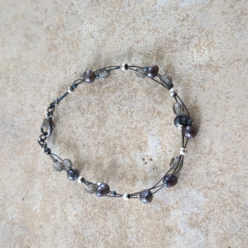 Beaded pearl bracelet